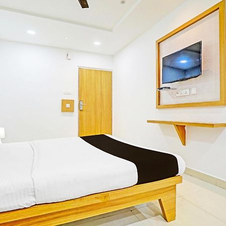 Super Hotel O Raipur Esterno foto