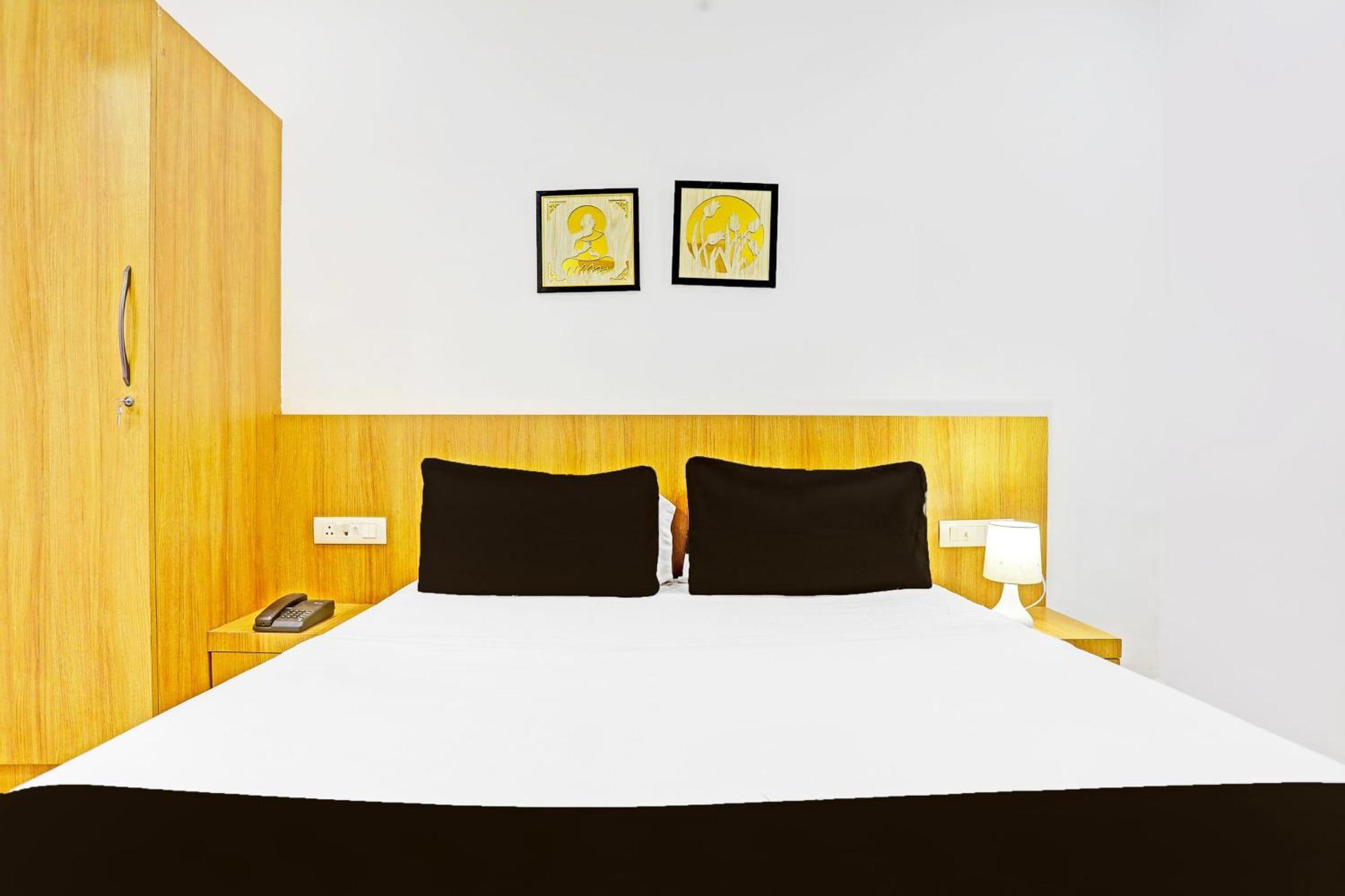 Super Hotel O Raipur Esterno foto
